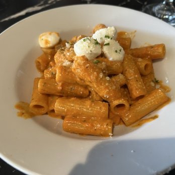 Lexie's Bistro - Rigatoni Rosa..very underwhelming - Italian Near Me - Henderson, Nevada
