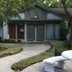 Dr. Yang Acupuncture - Front Garden