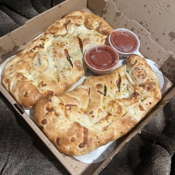 Bobo's Pizza - Calzone - Pizza Near Me - San Bernardino, California Bobo's Pizza - Calzone - Pizza Near Me - San Bernardino, California