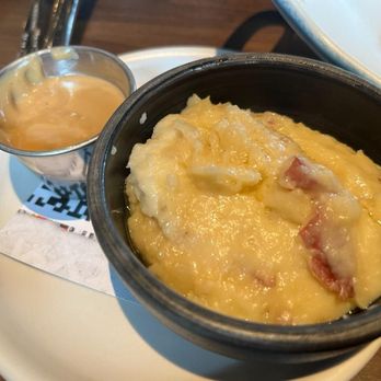 Culinary Dropout - Mashed potatoes w/ gravy - New American Near Me - Charlotte, North Carolina