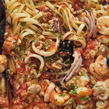 Buca di Beppo Italian Restaurant - Linguine frutti di mare (large). - Italian Near Me - Encino, California Buca di Beppo Italian Restaurant - Linguine frutti di mare (large). - Italian Near Me - Encino, California