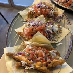 Tacos Los Poblanitos - Soft tacos: shrimp and fish. Steak nachos.