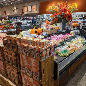 Zehrs - Turtles with the deli section in the background - Grocery Near Me - Barrie, Ontario Zehrs - Turtles with the deli section in the background - Grocery Near Me - Barrie, Ontario