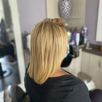 Aviek Hair Studio - Natural texture color(Redken Color), trim and style by Keiva! - Hair Salons Near Me - Atlanta, Georgia Aviek Hair Studio - Natural texture color(Redken Color), trim and style by Keiva! - Hair Salons Near Me - Atlanta, Georgia