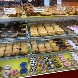 Donuts Donuts