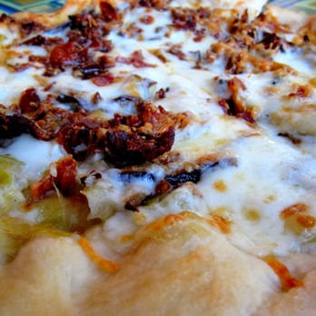 Franklins General Store - Buttery Leeks and Shiitakes Pizza with bacon - New American Near Me - Hyattsville, Maryland