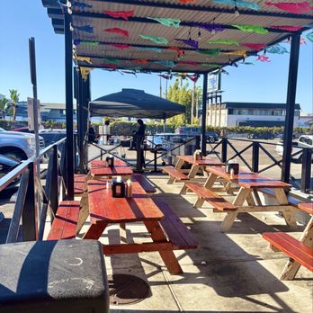 Chula Tacos - Outside dining area - Tacos Near Me - San Diego, California Chula Tacos - Outside dining area - Tacos Near Me - San Diego, California
