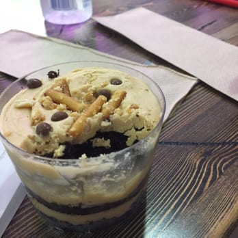 Fluff Bake Bar - Sweet - Bakeries Near Me - Houston, Texas