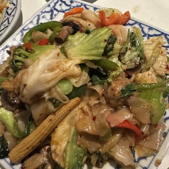 President Thai - Vegetable noodles - Thai Near Me - Pasadena, California
