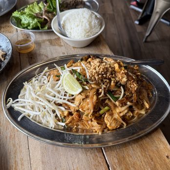 Isarn Thai Soul Kitchen - Pad Thai - Thai Near Me - Kirkland, Washington Isarn Thai Soul Kitchen - Pad Thai - Thai Near Me - Kirkland, Washington