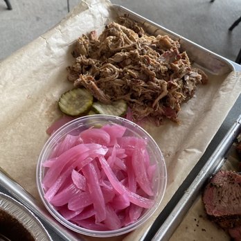 Moab Spitfire Smokehouse - pulled pork and pickled onions - Barbeque Near Me - Moab, Utah Moab Spitfire Smokehouse - pulled pork and pickled onions - Barbeque Near Me - Moab, Utah