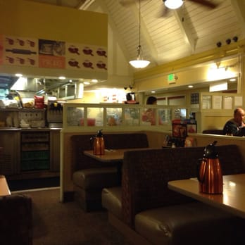 IHOP - Interiors - American Near Me - San Jose, California