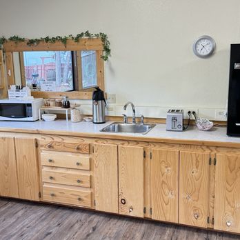 The Wilderness Inn - Breakfast area - Hotels Near Me - Enterprise, Oregon The Wilderness Inn - Breakfast area - Hotels Near Me - Enterprise, Oregon