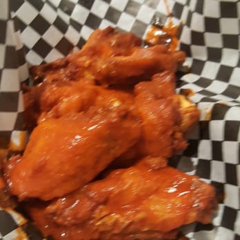 D-spot - Regular buffalo....easily the best flavored traditional I've had behind runyons. - Chicken Wings Near Me - Oakdale, Minnesota D-spot - Regular buffalo....easily the best flavored traditional I've had behind runyons. - Chicken Wings Near Me - Oakdale, Minnesota