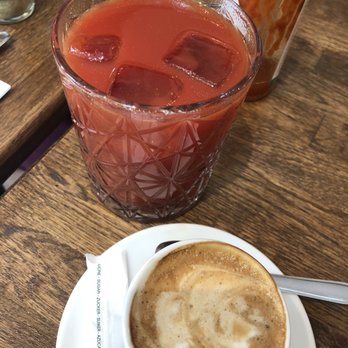 Aux Cerises - Bloody Mary with cafe au Lait - Cafes Near Me - Paris 07, 75