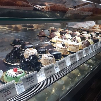Pompi - Desserts Near Me - Rome, RM
