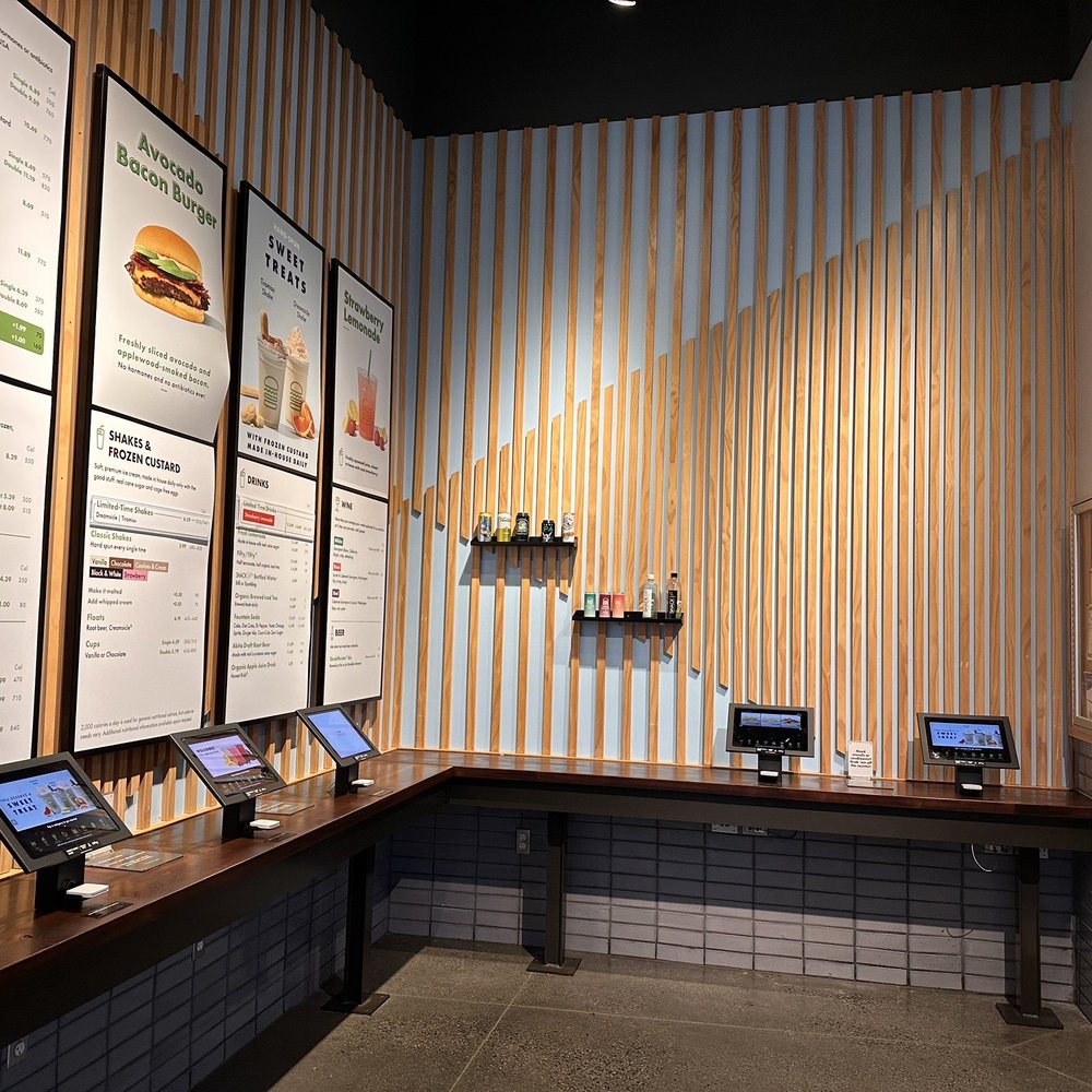 Shake Shack Long Beach - Burgers Near Me - Long Beach, California Shake Shack Long Beach - Burgers Near Me - Long Beach, California