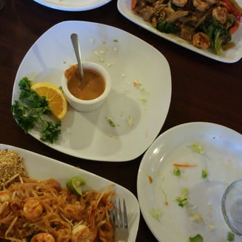 My Thai Kitchen - Pad thai and drunken noodles... Not impressive. Small freezer burned shrimp...and it was over cooked. - Thai Near Me - Longview, Washington