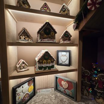 The Gingerbread Factory - Bakeries Near Me - Leavenworth, Washington
