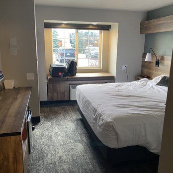Hotel Ruby Sandpoint | Ponderay - (Photo taken after bed had been slept in) - Hotels Near Me - Ponderay, Idaho