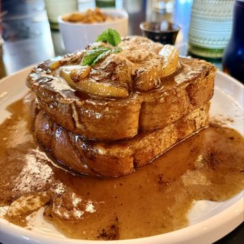 360 Brunch House - Grilled peaches and cream French toast - Breakfast & Brunch Near Me - Fort Worth, Texas