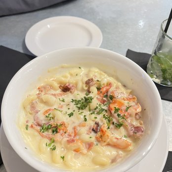 Martini's - Lobster mac cheese - Seafood Near Me - Fredericksburg, Texas