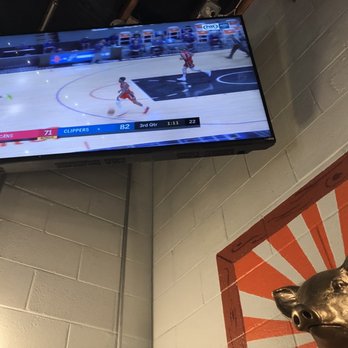 The Backyard - Inside - Burgers Near Me - New Orleans, Louisiana