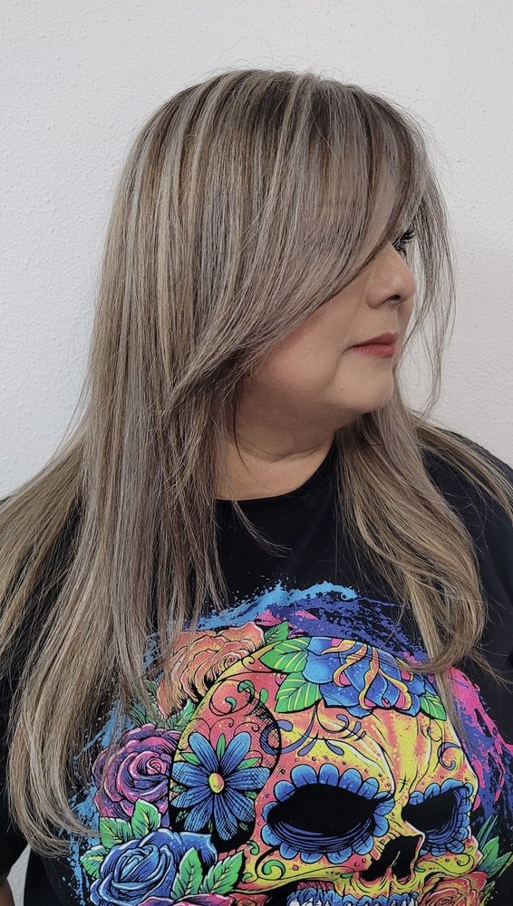 Prodigi Hair Salon Logo