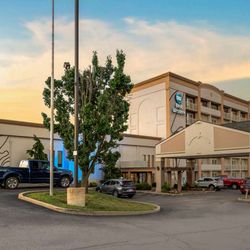 Best Western Kirkwood Inn - Best Western St. Louis-Kirkwood Route 66 Exterior