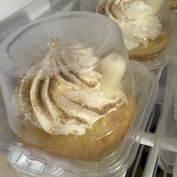 Cuban Coffee Queen Waterfront - Tres Tumeric con Leche - Coffee & Tea Near Me - Key West, Florida