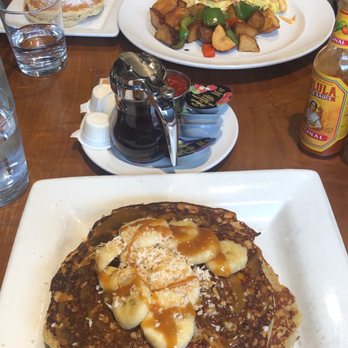 Stax Cafe - Oatmeal Coconut Banana - Breakfast & Brunch Near Me - Chicago, Illinois