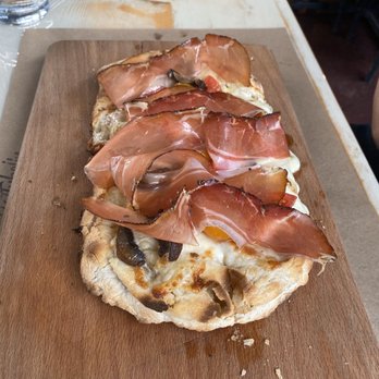 Battubelin - Pinsa - Pizza Near Me - Miami, Florida Battubelin - Pinsa - Pizza Near Me - Miami, Florida