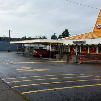 A&W Restaurant - Parking lot - Fast Food Near Me - Sweet Home, Oregon