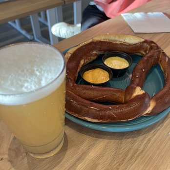 Boardwalk Bar & Arcade - Bars Near Me - Washington, DC, District of Columbia