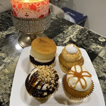 dbakers Sweet Studio - Cupcakes. - Bakeries Near Me - Miami, Florida dbakers Sweet Studio - Cupcakes. - Bakeries Near Me - Miami, Florida