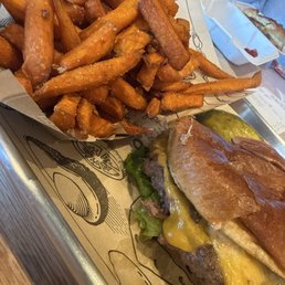 Sweet potato fries & melt burger Sweet potato fries & melt burger