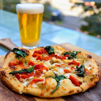Nixo Patio Lounge - Heirloom Tomato Margherita Pizza - Lounges Near Me - Los Angeles, California Nixo Patio Lounge - Heirloom Tomato Margherita Pizza - Lounges Near Me - Los Angeles, California