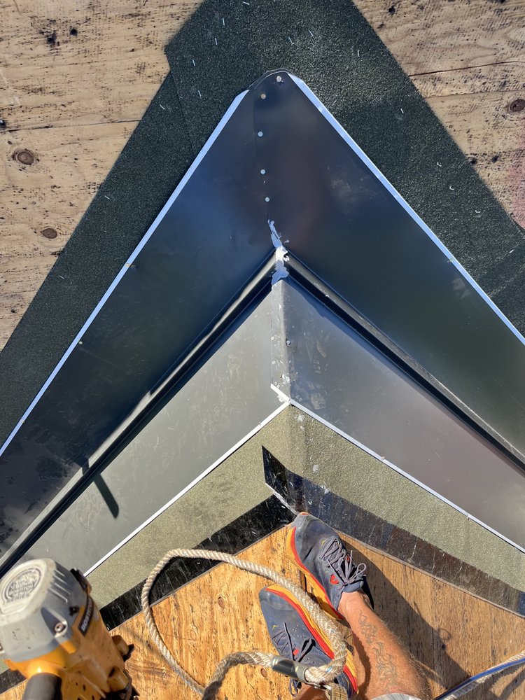 Slide of Epperlys Roofing and Removal