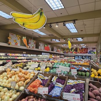 H Mart - Korean Near Me - Fort Lee, New Jersey