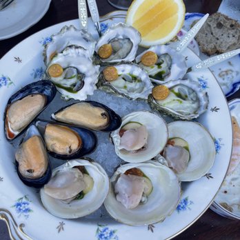 Snail Bar - Wine Bars Near Me - Oakland, California