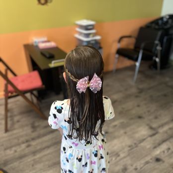 Raffi’s Cuts For Kids - Kids Hair Salons Near Me - Long Beach, California Raffi’s Cuts For Kids - Kids Hair Salons Near Me - Long Beach, California