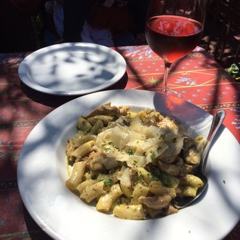 Tree House Cafe - Pesto chicken, pretty good, but not light quite creamy , so you better share so you won't end up feel too heavy - Mediterranean Near Me - Carmel, California
