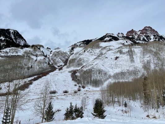 T-Lazy-7 Ranch and Snowmobiles by null