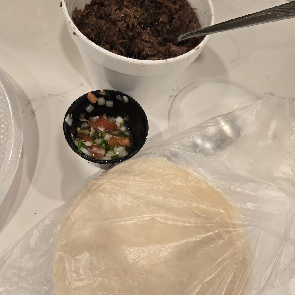 Larry's Barbacoa - The basics. Barbacoa, corn tortillas and pico. - Mexican Near Me - San Antonio, Texas Larry's Barbacoa - The basics. Barbacoa, corn tortillas and pico. - Mexican Near Me - San Antonio, Texas