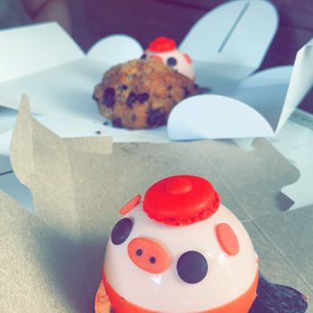 Bibble & Sip - Lychee Berry ft. Chocolate Walnut Scone - Coffee & Tea Near Me - New York, New York Bibble & Sip - Lychee Berry ft. Chocolate Walnut Scone - Coffee & Tea Near Me - New York, New York
