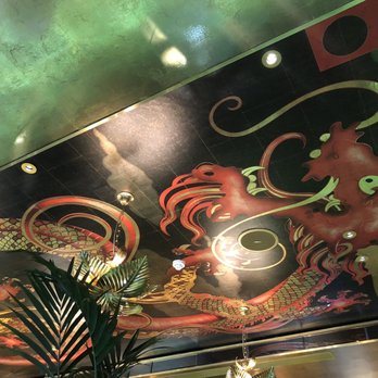 The Ivy Spinningfields Manchester - Cool art all over the restaurant, including ceiling! - British Near Me - Manchester, XGM