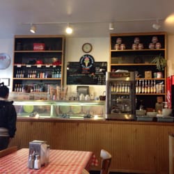 Papa's Pizza - Front counter