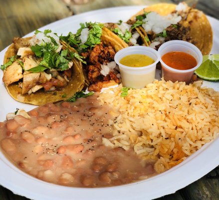 Taconmaye Mexican Foodtruck & Kitchens by null