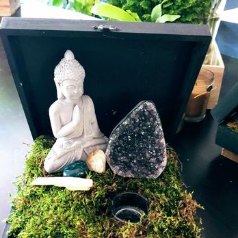 Mike Webb Healing - Zen Scape to bring in clarity and prosperity. Comes with a candle holder and Palo Santo to light up your intentions! - Life Coach Near Me