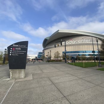 Moda Center - Stadiums & Arenas Near Me - Portland, Oregon Moda Center - Stadiums & Arenas Near Me - Portland, Oregon